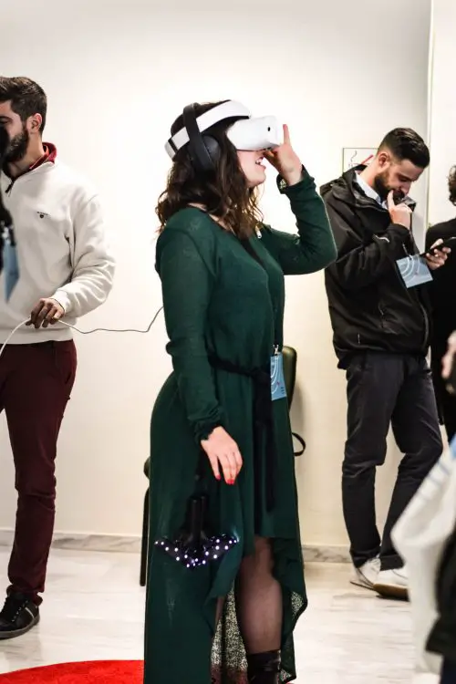 دليل شراء أفضل سماعات الواقع الافتراضي VR لسنة 2022