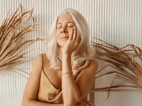 كريمات الباكوتشيول: ما تحتاجينه لمحاربة التجاعيد والجفاف